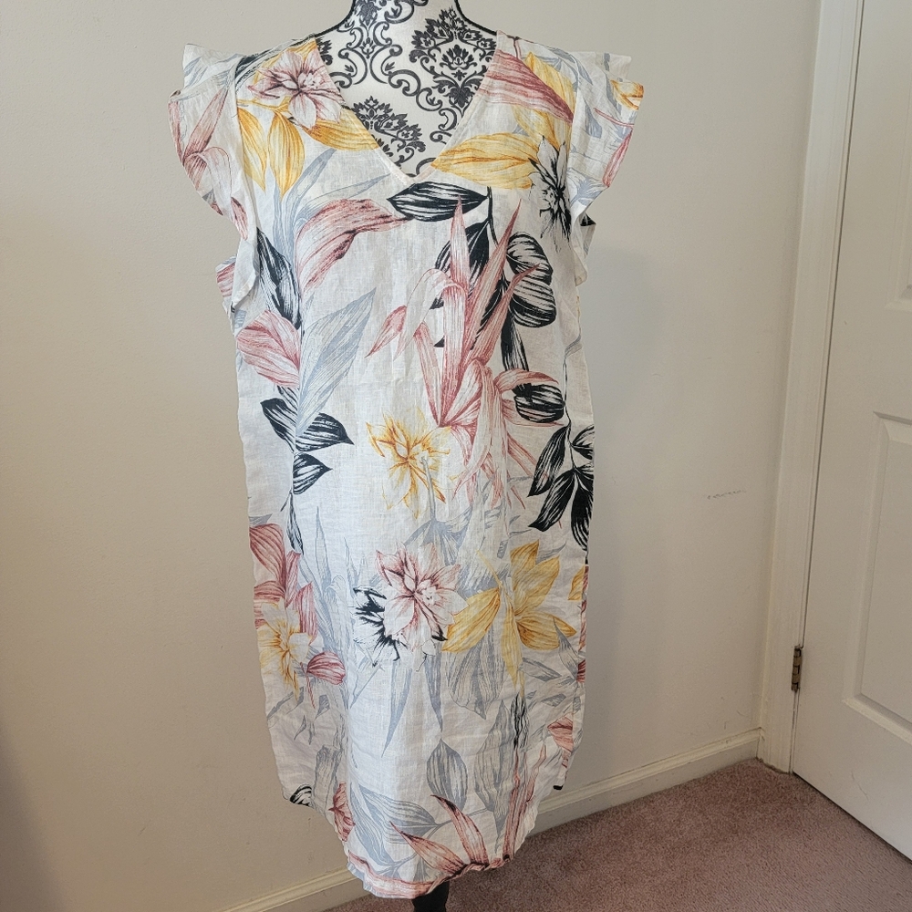 C&C California Floral 100% Linen Dress with Flutter Cap Sleeves L
